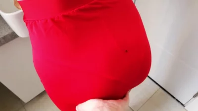 [原创]和老婆逛商场老婆心血来潮商场厕所里操一炮